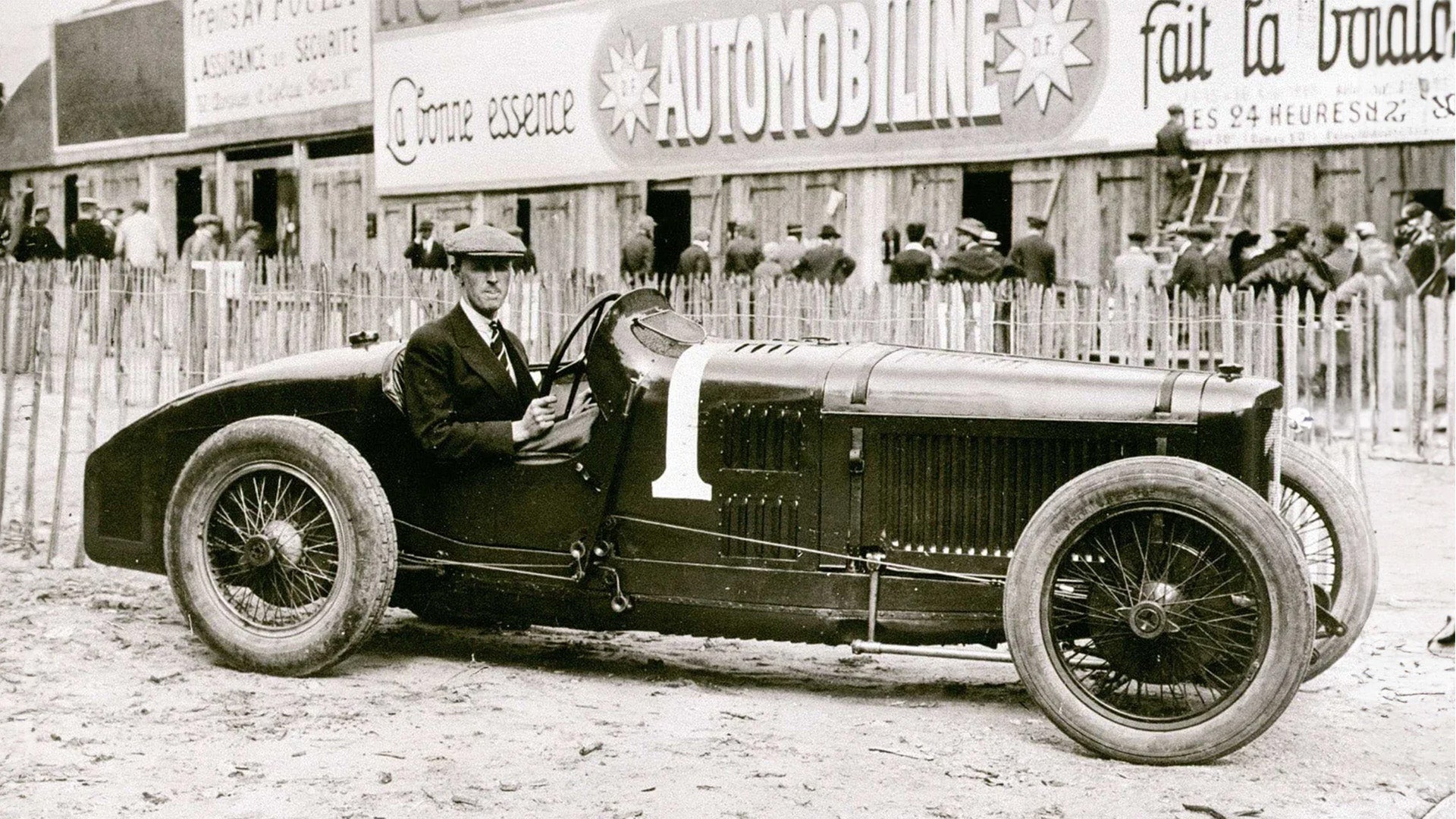 Motoluxe: How to dress fast